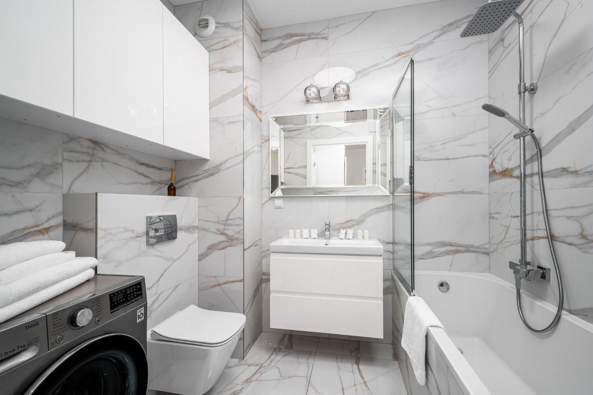 D&K Apart 1 Sierpnia 32A Apartment วอร์ซอ ภายนอก รูปภาพ